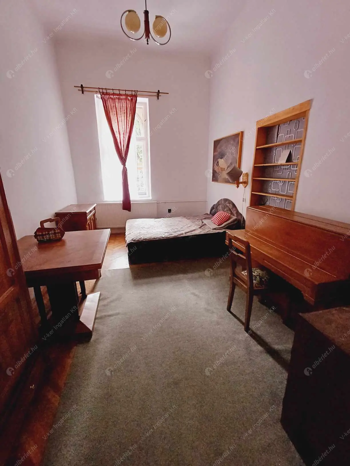 Kiadó albérlet 220000 Ft/hó áron: Budapest, IX. kerület  Liliom utca. Mérete: 67 nm, 1 szobás | Alberlet.hu - 6115009