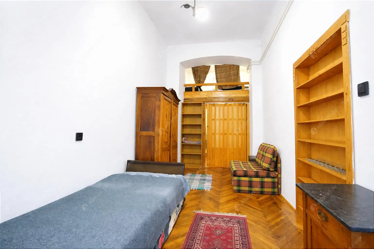 Kiadó albérlet 219000 Ft/hó áron: Budapest, IX. kerület  Liliom utca. Mérete: 70 nm, 3 szobás | Alberlet.hu - 6617733