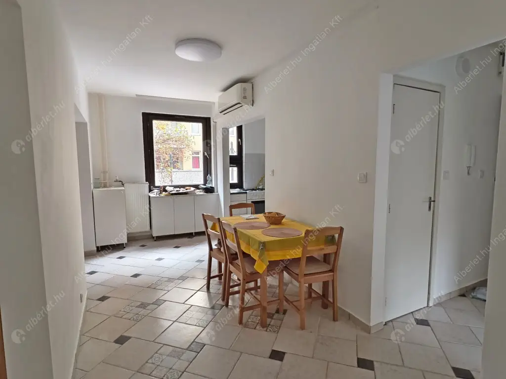 Kiadó albérlet 350000 Ft/hó áron: Budapest, IX. kerület  Liliom utca. Mérete: 78 nm, 3 szobás | Alberlet.hu - 6591194