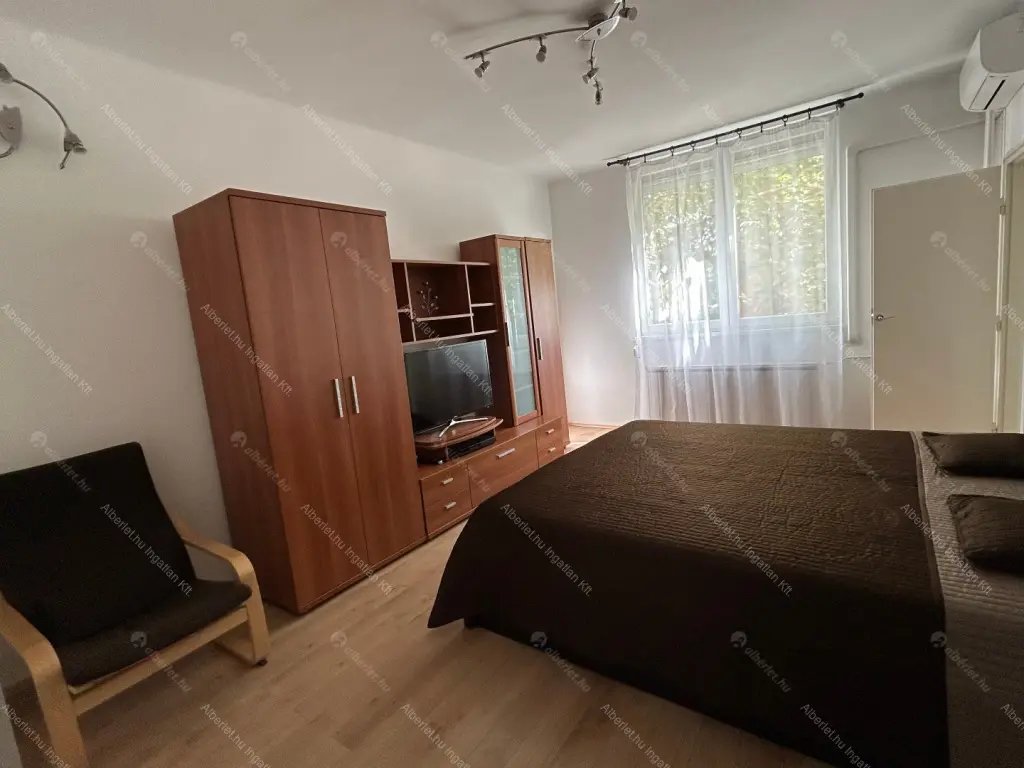 Kiadó albérlet 400000 Ft/hó áron: Budapest, IX. kerület  Lobogó utca. Mérete: 81 nm, 3 szobás | Alberlet.hu - 6706942