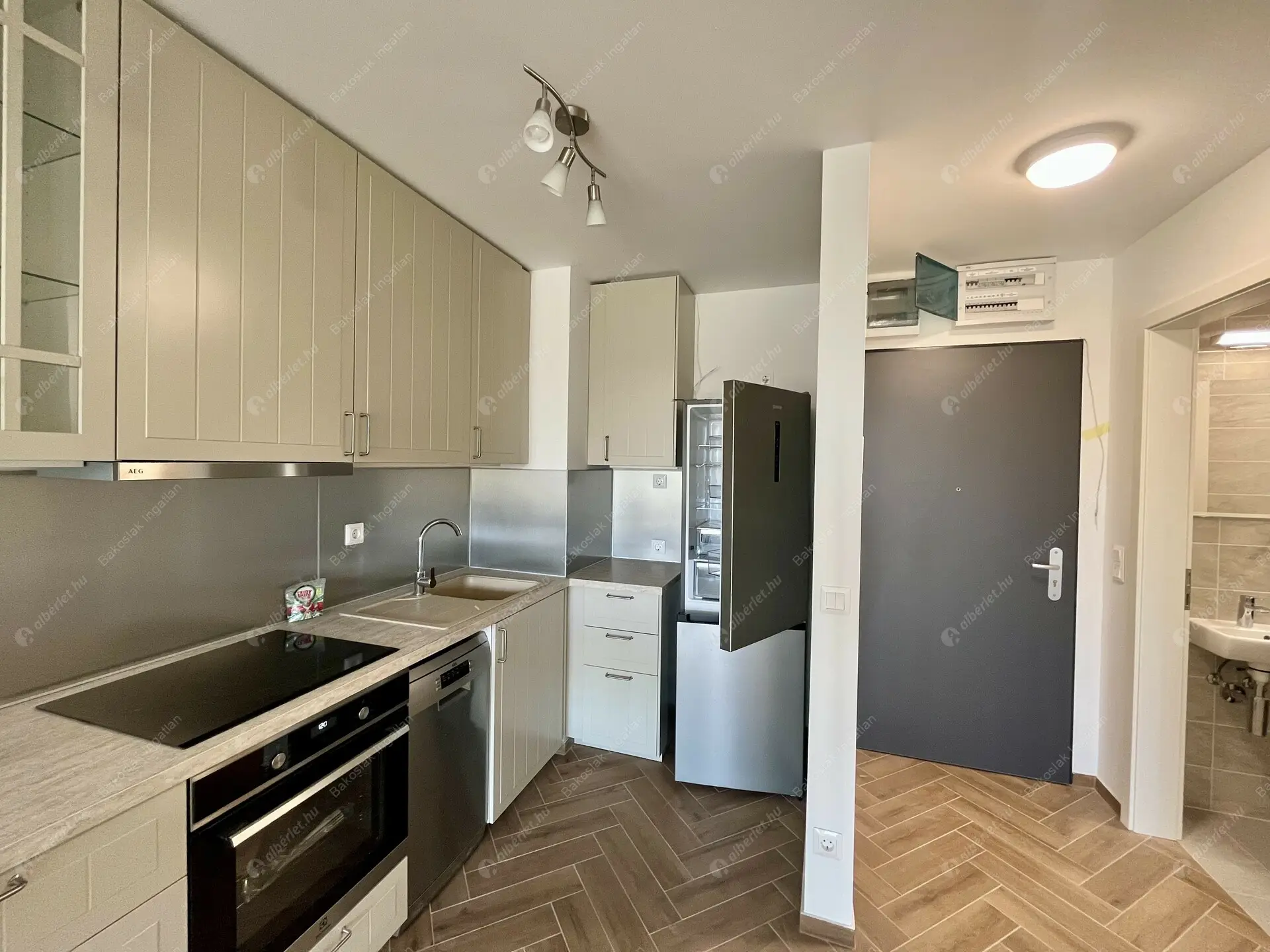 Kiadó albérlet 330000 Ft/hó áron: Budapest, IX. kerület  Lónyay utca. Mérete: 46 nm, 2 szobás | Alberlet.hu - 6353640