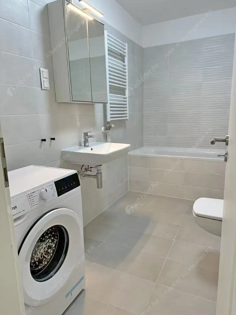 Kiadó albérlet 490000 Ft/hó áron: Budapest, IX. kerület  Lónyay utca. Mérete: 51 nm, 3 szobás | Alberlet.hu - 6515807