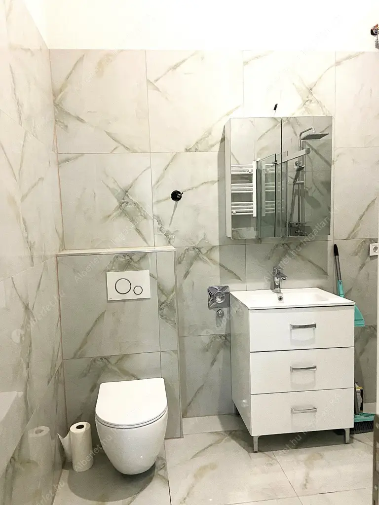 Kiadó albérlet 450000 Ft/hó áron: Budapest, IX. kerület  Lónyay utca. Mérete: 60 nm, 2 szobás | Alberlet.hu - 6610530