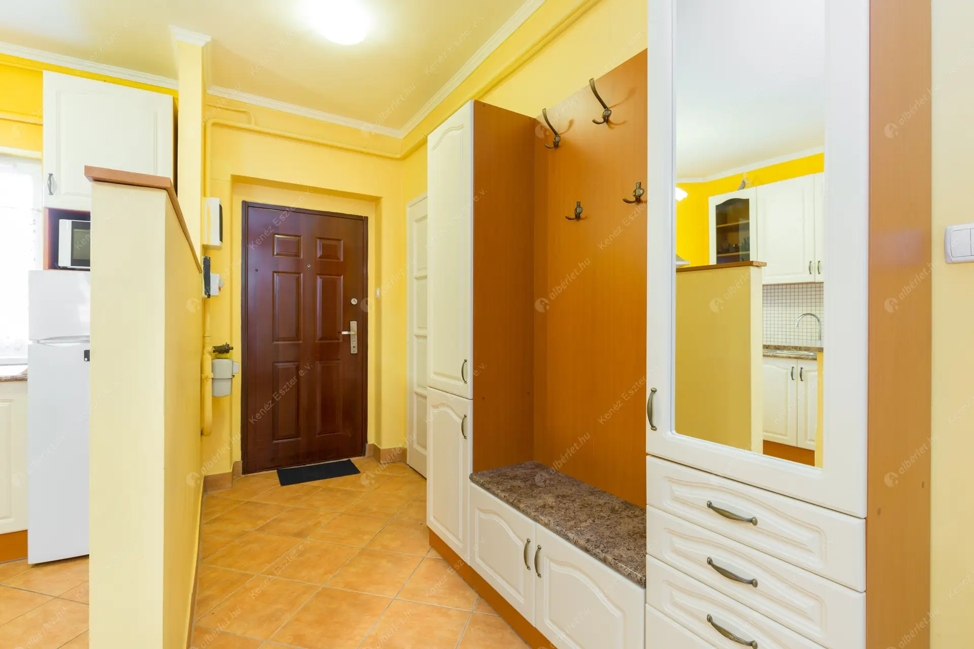 Kiadó albérlet 380000 Ft/hó áron: Budapest, IX. kerület  Lónyay utca. Mérete: 75 nm, 2 szobás | Alberlet.hu - 6500197