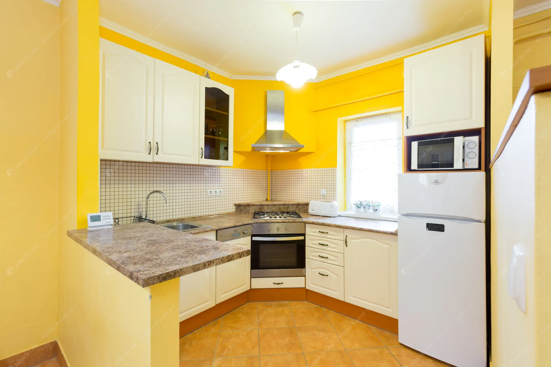 Kiadó albérlet 380000 Ft/hó áron: Budapest, IX. kerület  Lónyay utca. Mérete: 75 nm, 2 szobás | Alberlet.hu - 6500199