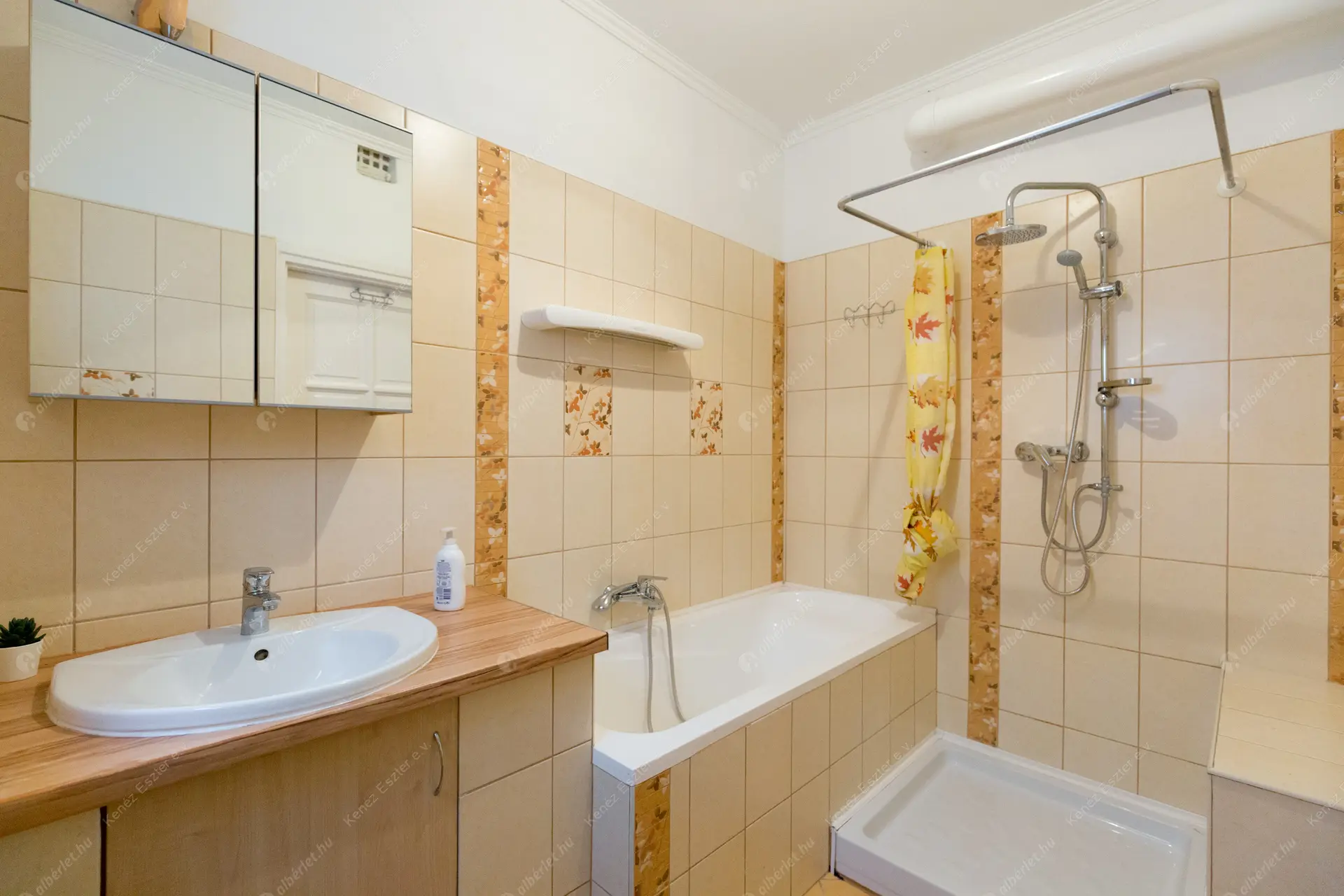 Kiadó albérlet 380000 Ft/hó áron: Budapest, IX. kerület  Lónyay utca. Mérete: 75 nm, 2 szobás | Alberlet.hu - 6500201