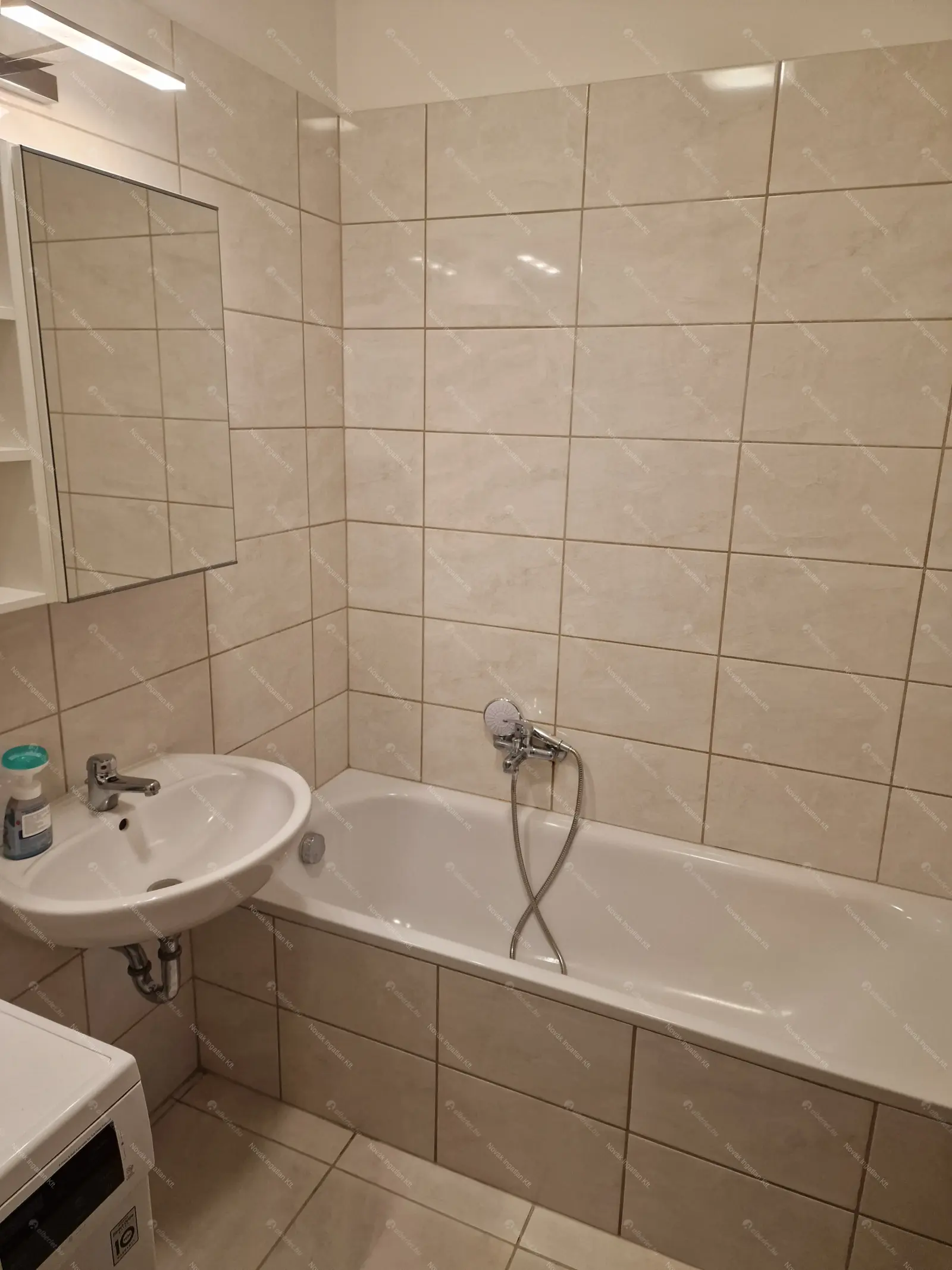 Kiadó albérlet 230000 Ft/hó áron: Budapest, IX. kerület  Máriássy utca. Mérete: 43 nm, 2 szobás | Alberlet.hu - 6694098