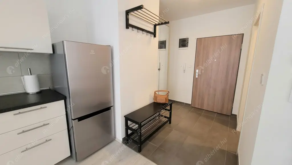 Kiadó albérlet 270000 Ft/hó áron: Budapest, IX. kerület  Márton  utca . Mérete: 38 nm, 1 szobás | Alberlet.hu - 6502066