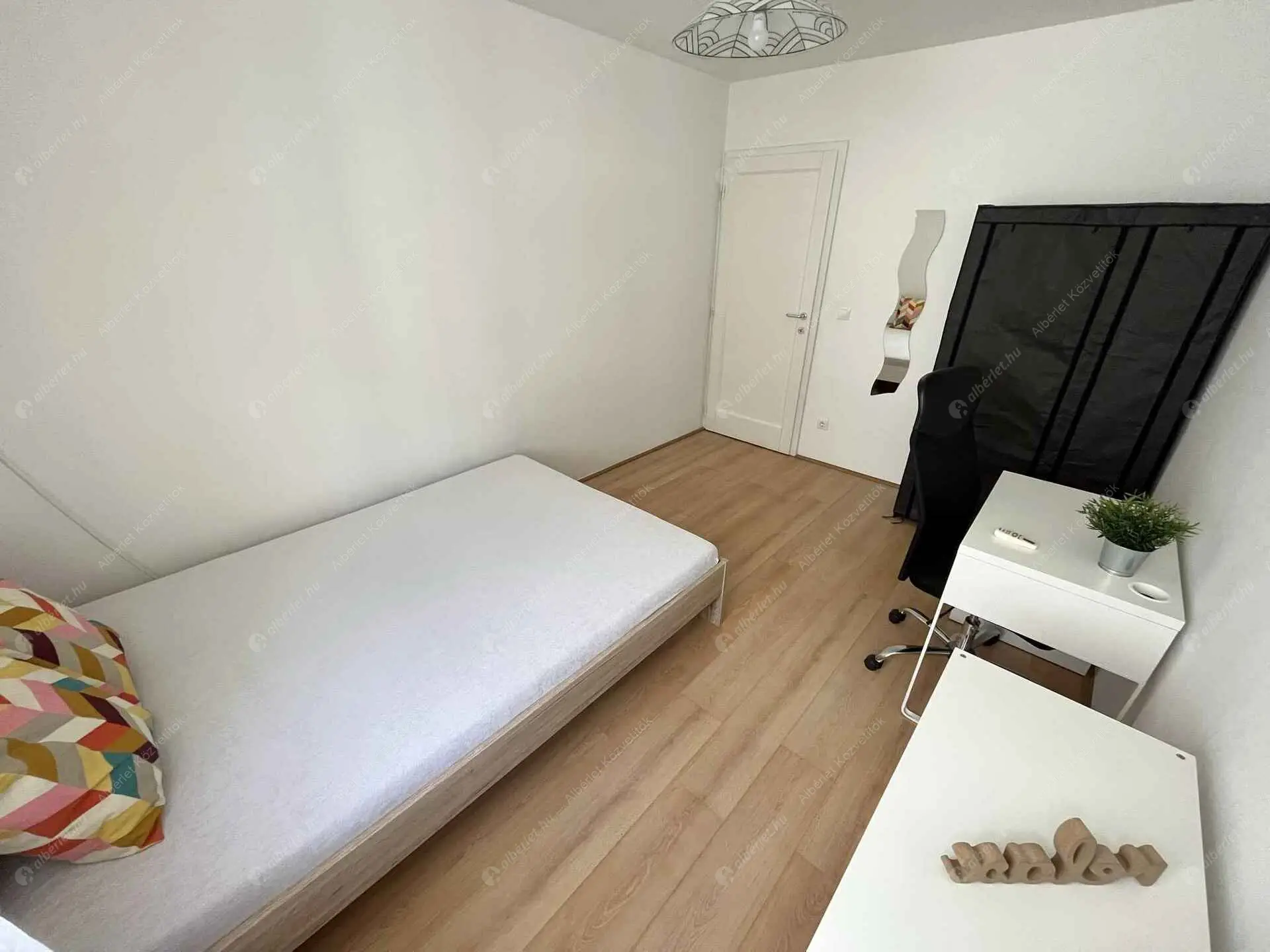Kiadó albérlet 230000 Ft/hó áron: Budapest, IX. kerület  Márton utca. Mérete: 55 nm, 1 szobás | Alberlet.hu - 6362928