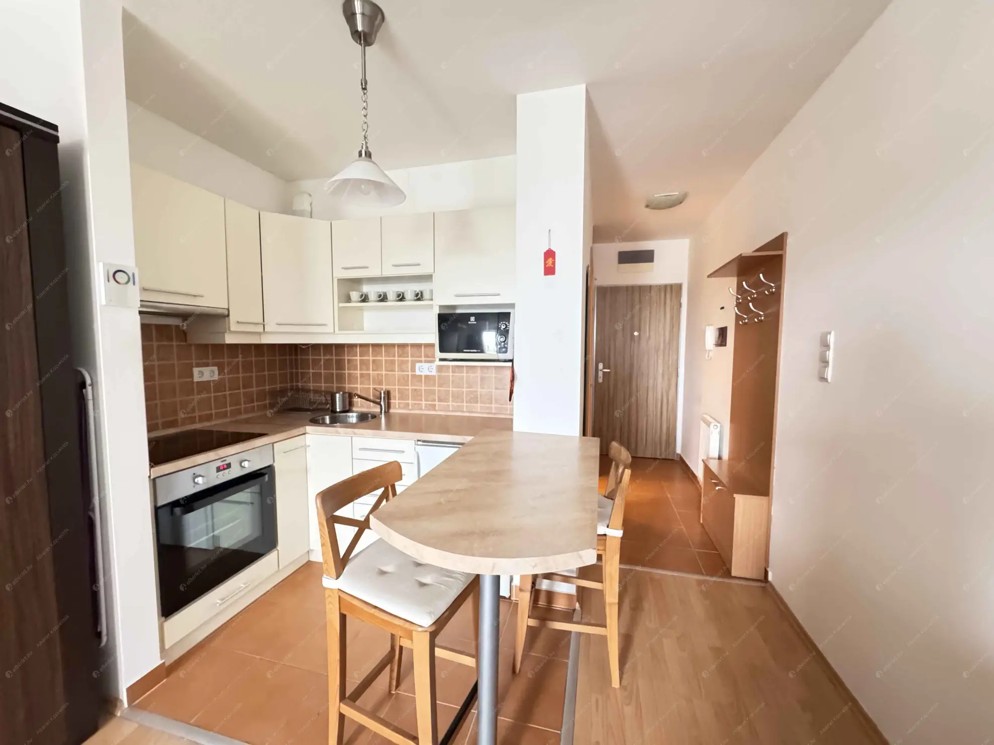 Kiadó albérlet 190000 Ft/hó áron: Budapest, IX. kerület  Meseter utca. Mérete: 29 nm, 1 szobás | Alberlet.hu - 6548604