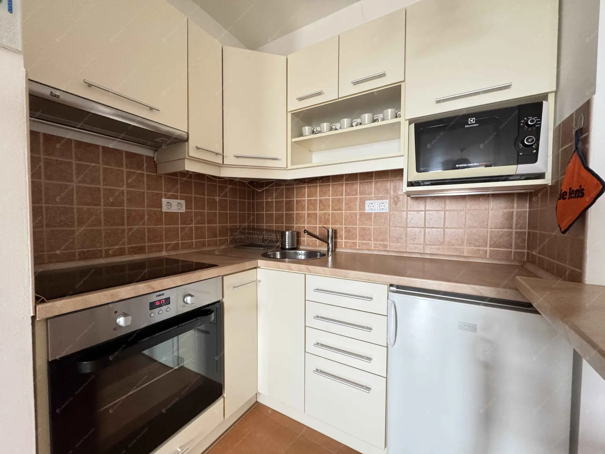 Kiadó albérlet 190000 Ft/hó áron: Budapest, IX. kerület  Meseter utca. Mérete: 29 nm, 1 szobás | Alberlet.hu - 6548606