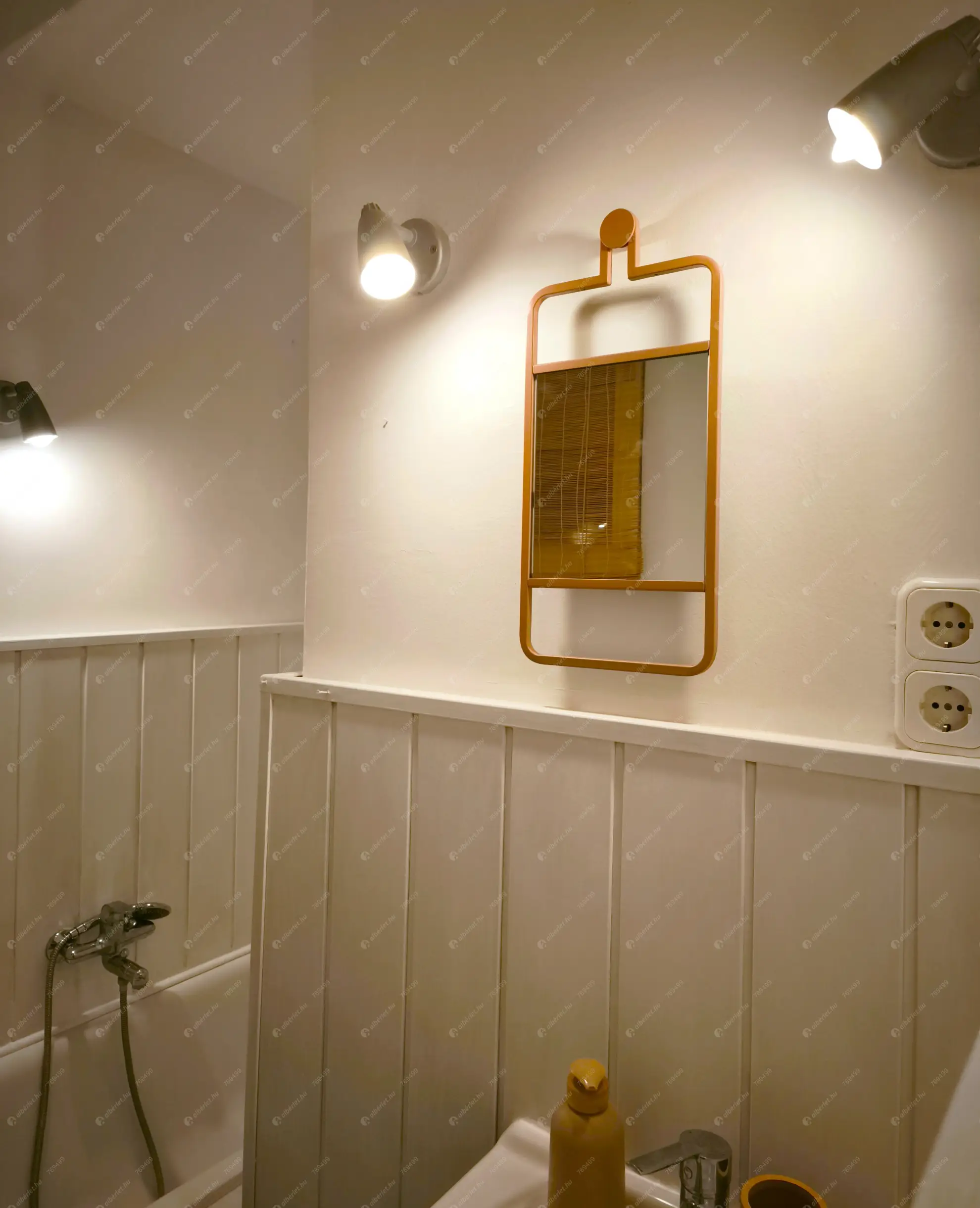 Kiadó albérlet 180000 Ft/hó áron: Budapest, IX. kerület  Mester utca. Mérete: 22 nm, 1 szobás | Alberlet.hu - 6631866