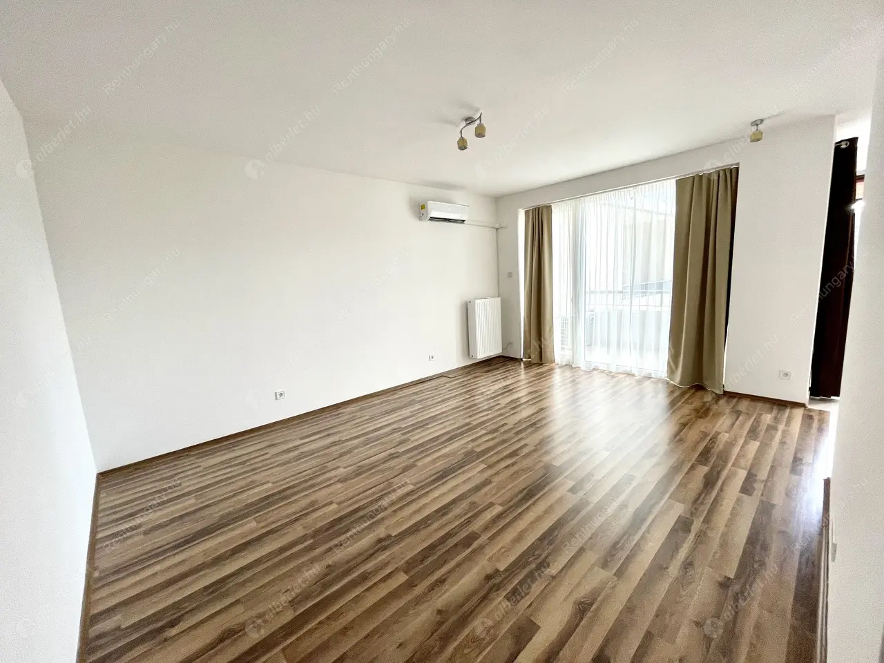 Kiadó albérlet 220000 Ft/hó áron: Budapest, IX. kerület  Mester utca. Mérete: 30 nm, 1 szobás | Alberlet.hu - 5414279