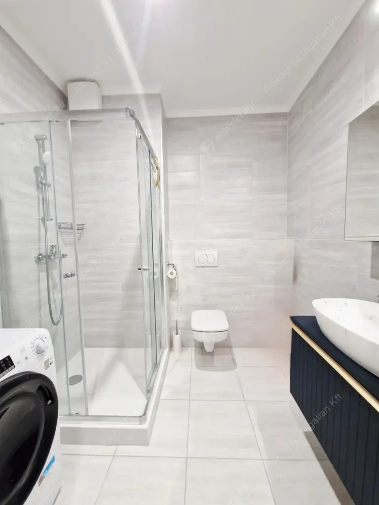 Kiadó albérlet 250000 Ft/hó áron: Budapest, IX. kerület  Mester utca. Mérete: 30 nm, 1 szobás | Alberlet.hu - 6593027