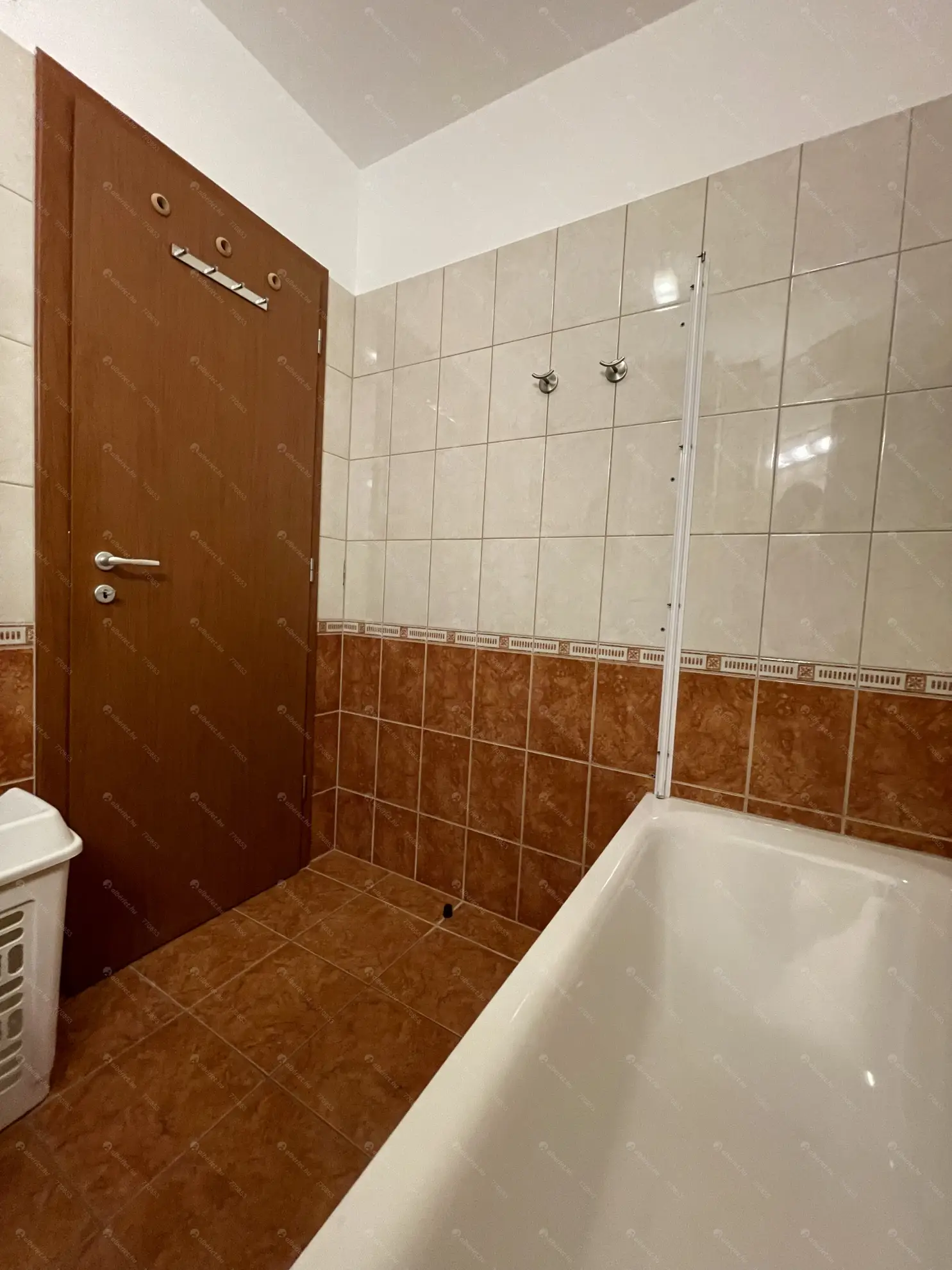 Kiadó albérlet 280000 Ft/hó áron: Budapest, IX. kerület  Mester utca. Mérete: 70 nm, 3 szobás | Alberlet.hu - 6579873