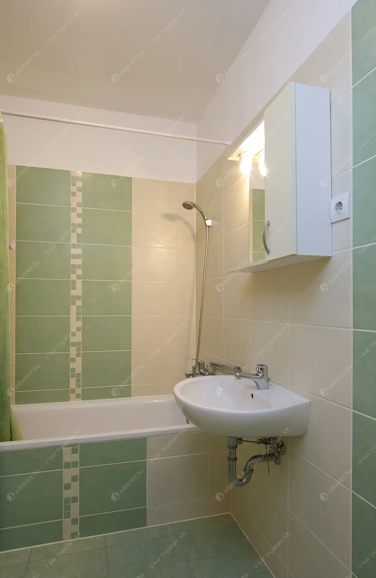 Kiadó albérlet 230000 Ft/hó áron: Budapest, IX. kerület  Nádasdy utca. Mérete: 37 nm, 1 szobás | Alberlet.hu - 6212985