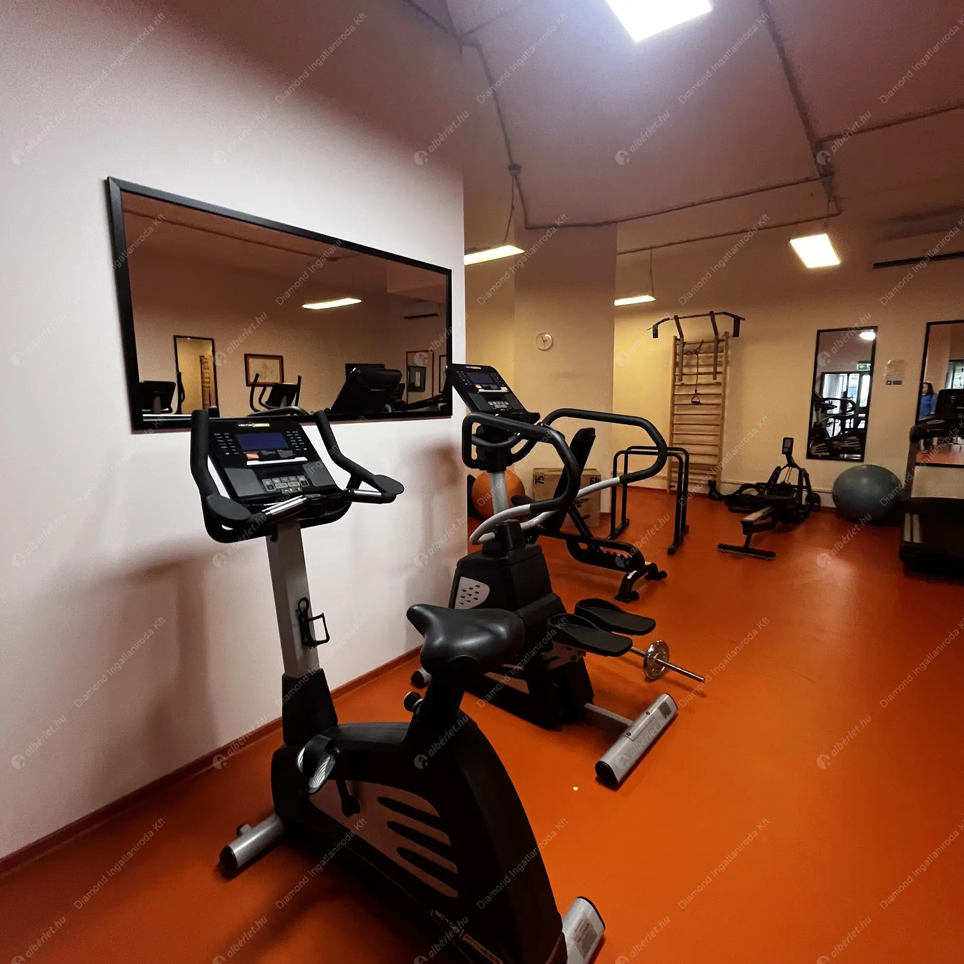 Kiadó albérlet 272000 Ft/hó áron: Budapest, IX. kerület  Nádasdy utca. Mérete: 38 nm, 1 szobás | Alberlet.hu - 6404482