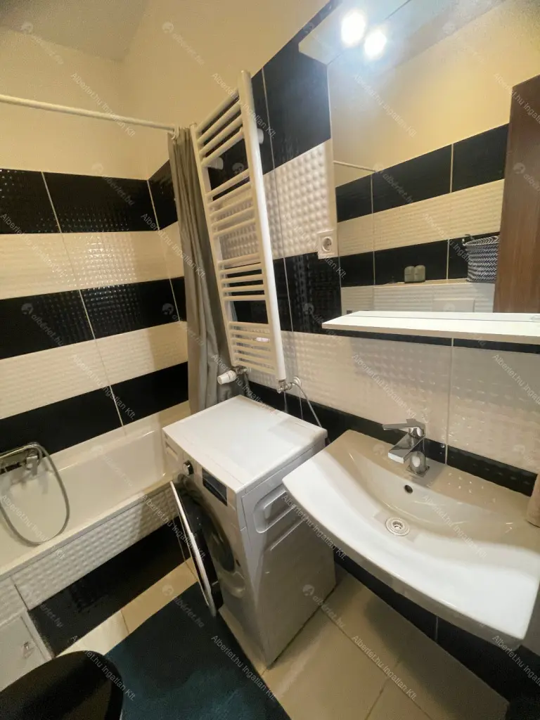 Kiadó albérlet 260000 Ft/hó áron: Budapest, IX. kerület  Nádasdy utca. Mérete: 39 nm, 1 szobás | Alberlet.hu - 6646487