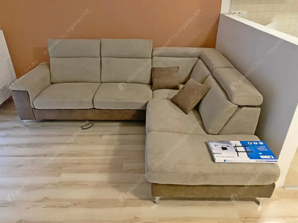 Kiadó albérlet 350000 Ft/hó áron: Budapest, IX. kerület  Nádasdy utca. Mérete: 47 nm, 1 szobás | Alberlet.hu - 6514595