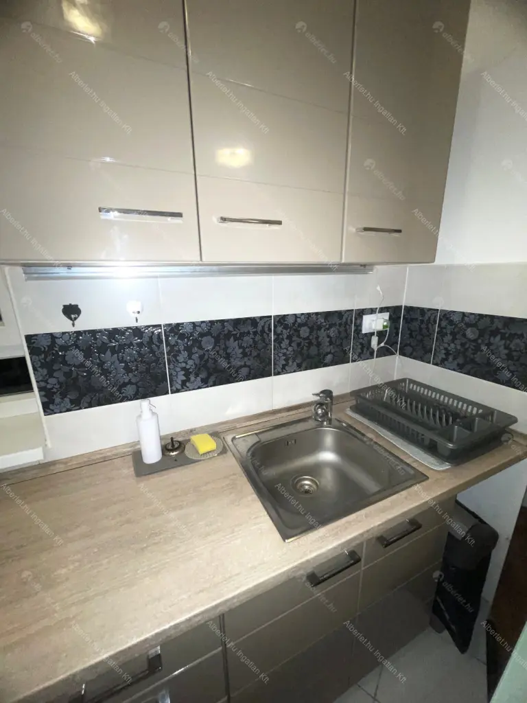 Kiadó albérlet 260000 Ft/hó áron: Budapest, IX. kerület  Nádasdy utca. Mérete: 48 nm, 2 szobás | Alberlet.hu - 6643202