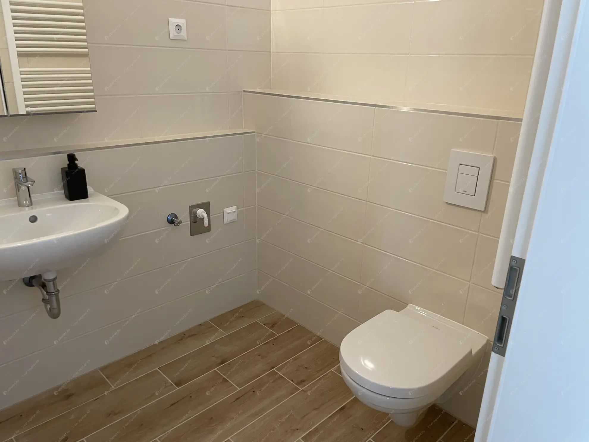 Kiadó albérlet 260000 Ft/hó áron: Budapest, IX. kerület  Pápay István utca. Mérete: 45 nm, 1 szobás | Alberlet.hu - 6619313