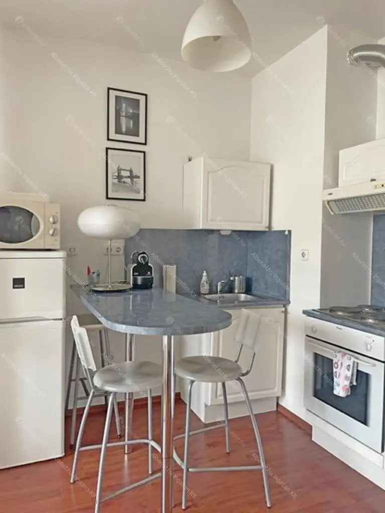 Kiadó albérlet 300000 Ft/hó áron: Budapest, IX. kerület  Páva utca. Mérete: 40 nm, 2 szobás | Alberlet.hu - 6663882