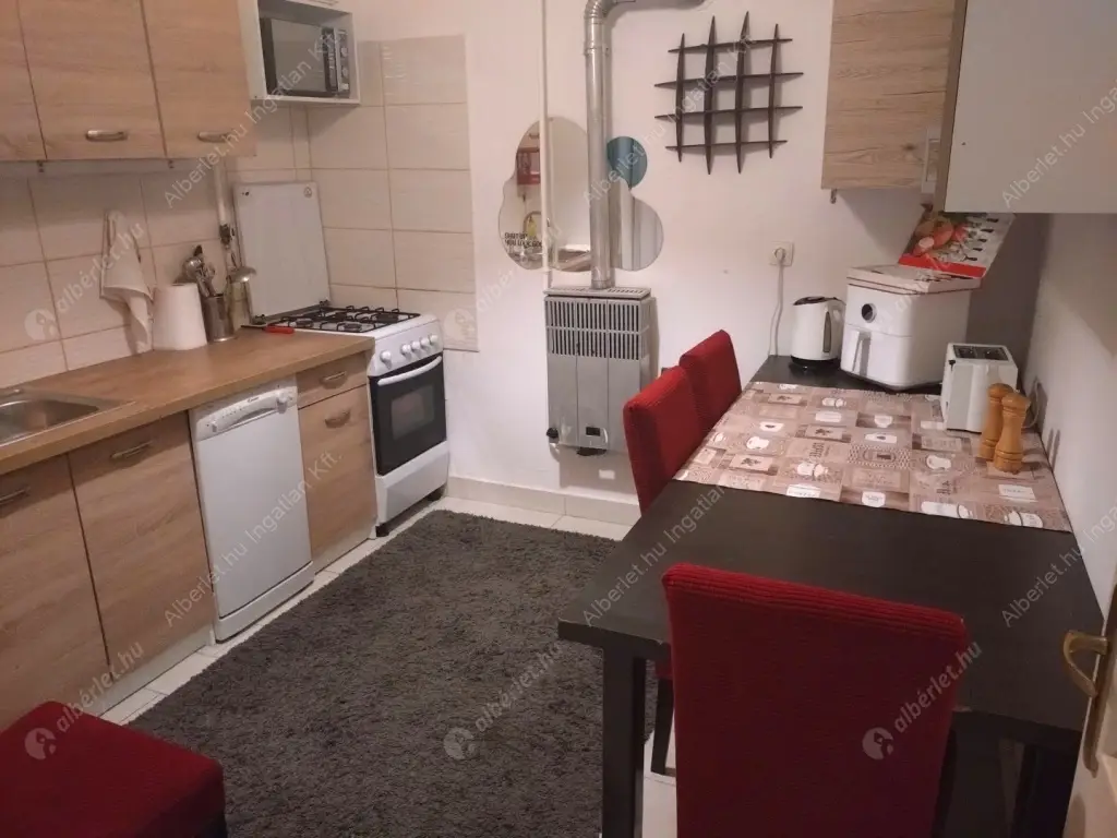 Kiadó albérlet 280000 Ft/hó áron: Budapest, IX. kerület  Páva utca. Mérete: 55 nm, 2 szobás | Alberlet.hu - 6616421