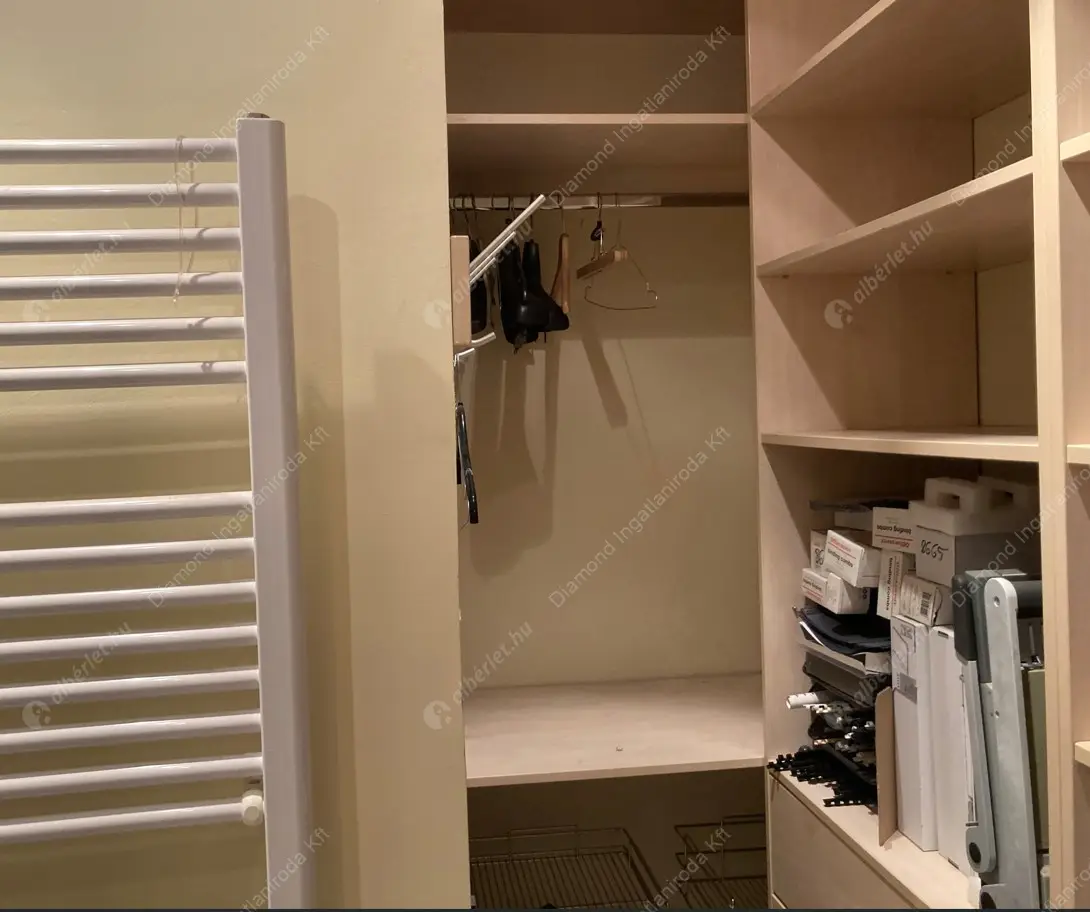 Kiadó albérlet 350000 Ft/hó áron: Budapest, IX. kerület  Páva utca. Mérete: 74 nm, 1 szobás | Alberlet.hu - 6598329