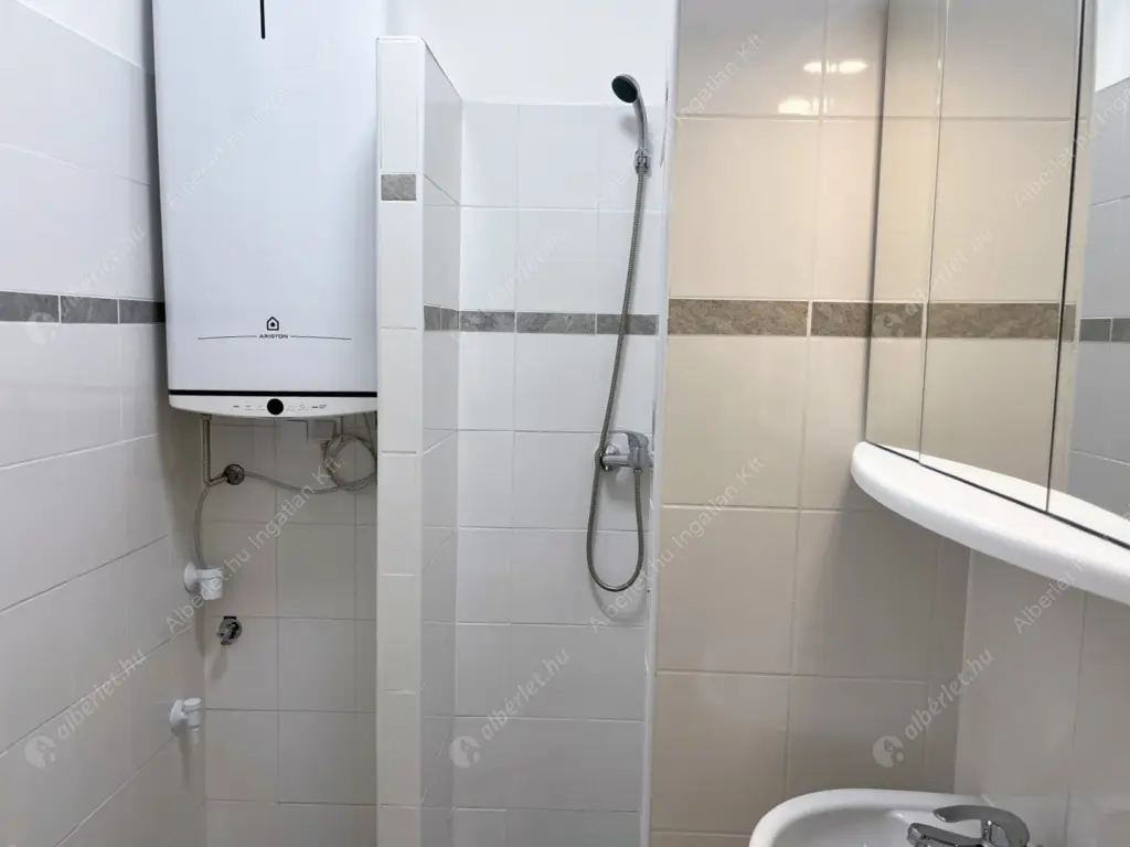 Kiadó albérlet 195000 Ft/hó áron: Budapest, IX. kerület  Pöttyös utca. Mérete: 39 nm, 1 szobás | Alberlet.hu - 6569971