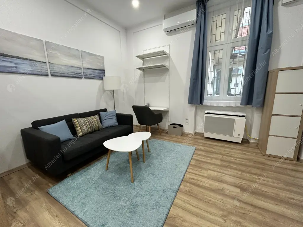 Kiadó albérlet 174000 Ft/hó áron: Budapest, IX. kerület  Ráday u utca. Mérete: 30 nm, 1 szobás | Alberlet.hu - 6575529