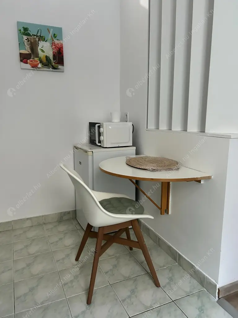 Kiadó albérlet 174000 Ft/hó áron: Budapest, IX. kerület  Ráday u utca. Mérete: 30 nm, 1 szobás | Alberlet.hu - 6575530