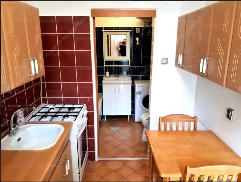 Kiadó albérlet 195000 Ft/hó áron: Budapest, IX. kerület  Ráday utca. Mérete: 33 nm, 1 szobás | Alberlet.hu - 6161840