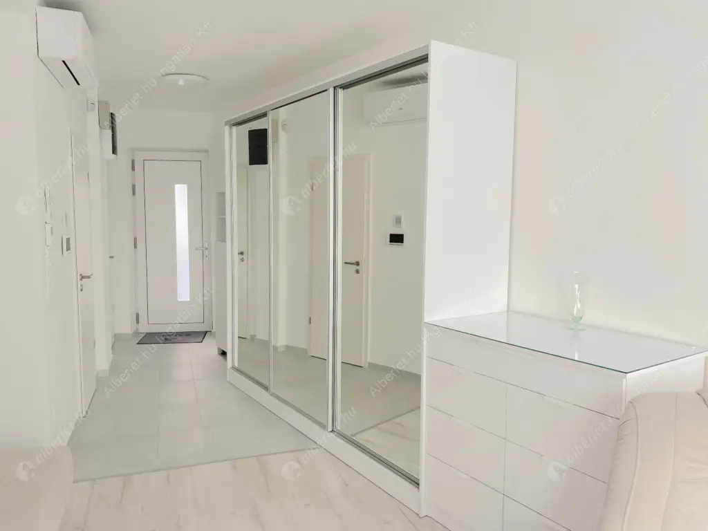 Kiadó albérlet 290000 Ft/hó áron: Budapest, IX. kerület  Ráday utca. Mérete: 40 nm, 1 szobás | Alberlet.hu - 6603530