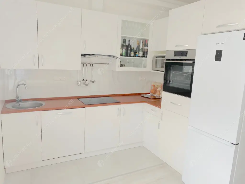 Kiadó albérlet 245000 Ft/hó áron: Budapest, IX. kerület  Ráday utca. Mérete: 40 nm, 1 szobás | Alberlet.hu - 6638350