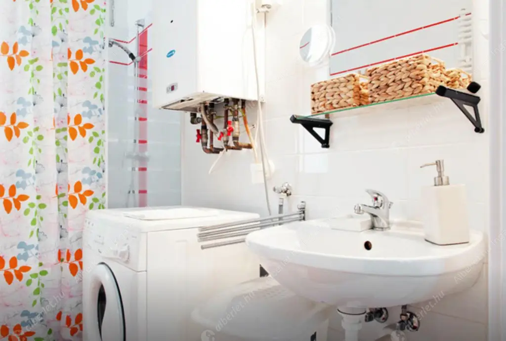 Kiadó albérlet 249000 Ft/hó áron: Budapest, IX. kerület  Ráday utca. Mérete: 61 nm, 2 szobás | Alberlet.hu - 6607761