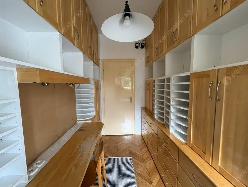 Kiadó albérlet 450000 Ft/hó áron: Budapest, IX. kerület  Ráday utca. Mérete: 77 nm, 2 szobás | Alberlet.hu - 6631295