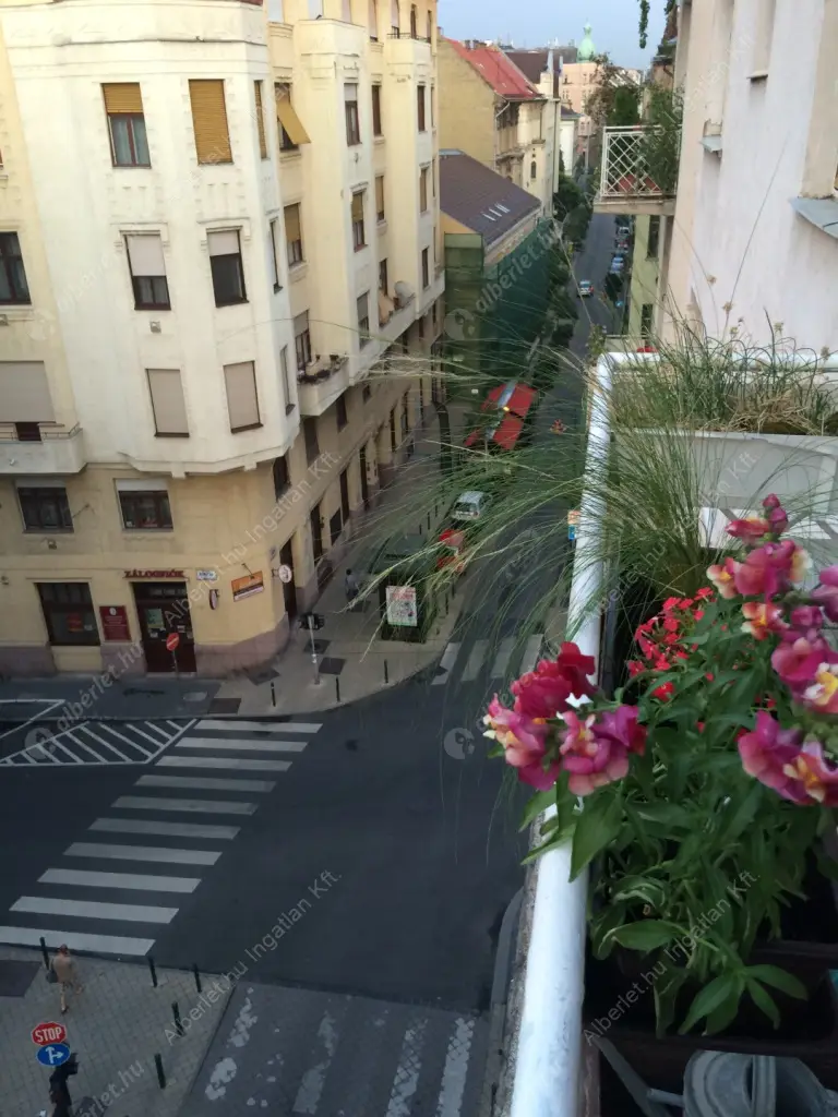 Kiadó albérlet 450000 Ft/hó áron: Budapest, IX. kerület  Ráday utca. Mérete: 77 nm, 2 szobás | Alberlet.hu - 6637829