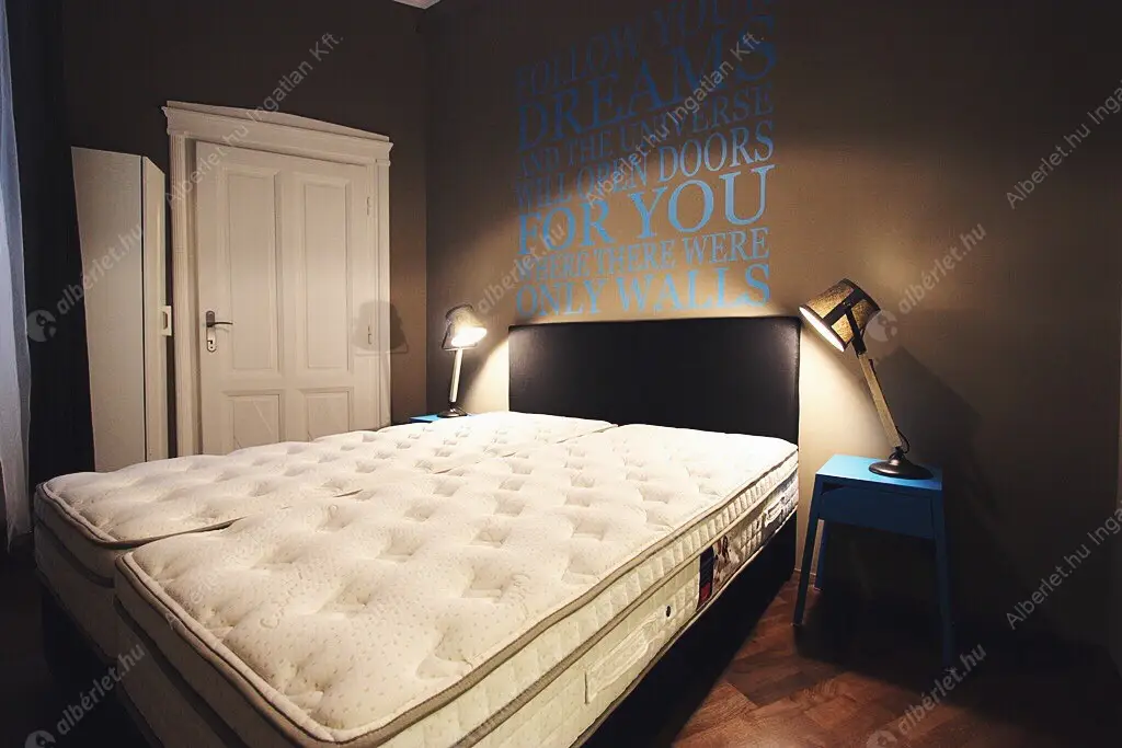 Kiadó albérlet 240000 Ft/hó áron: Budapest, IX. kerület  Sobieski János utca. Mérete: 32 nm, 1 szobás | Alberlet.hu - 6570325