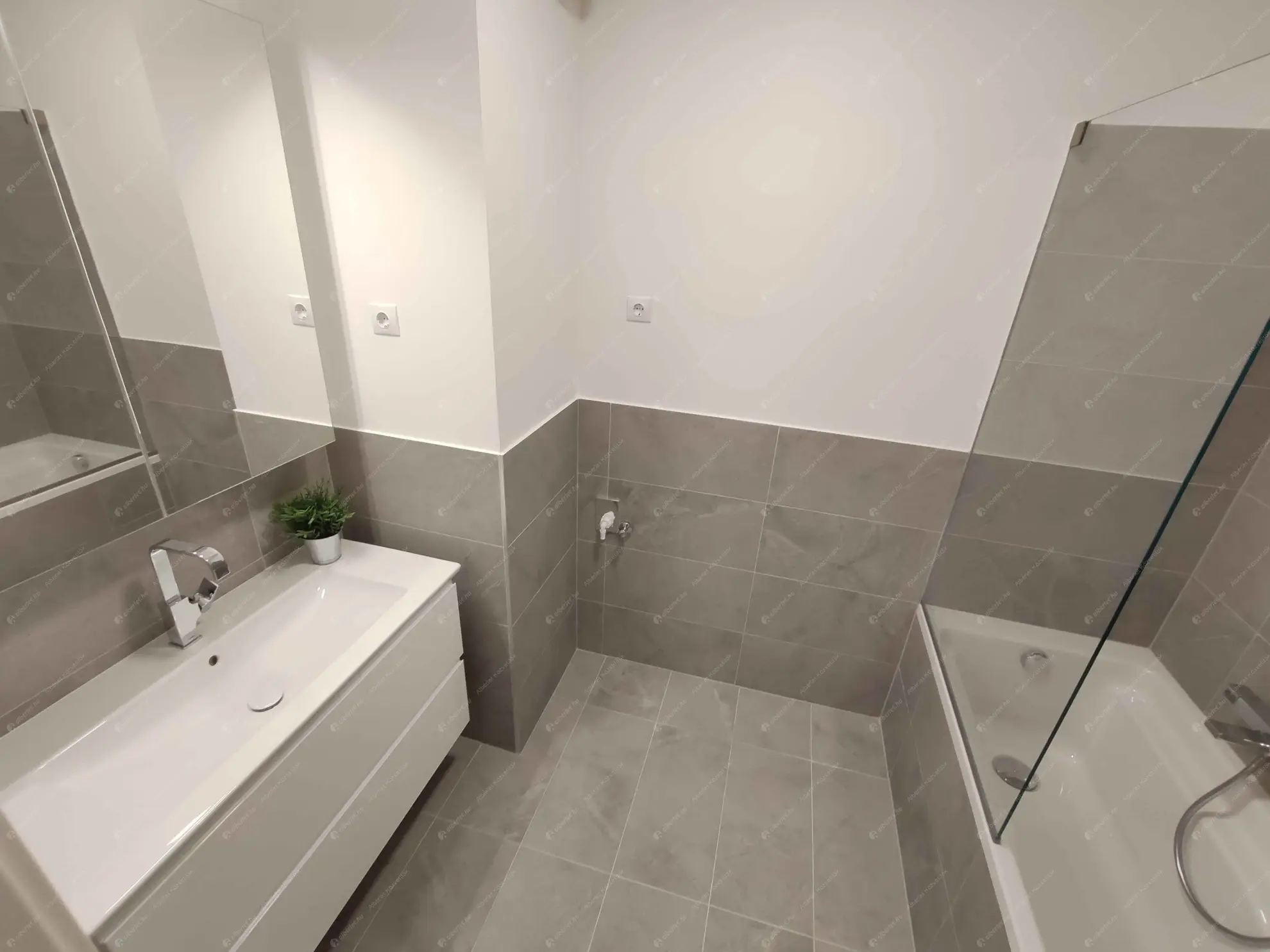 Kiadó albérlet 290000 Ft/hó áron: Budapest, IX. kerület  Sobieski János utca. Mérete: 51 nm, 2 szobás | Alberlet.hu - 6600947