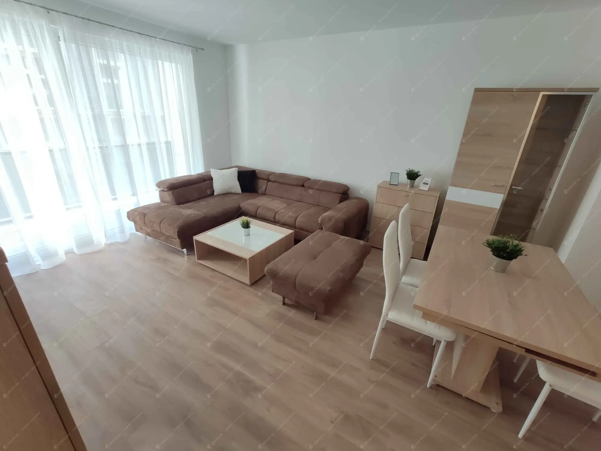 Kiadó albérlet 290000 Ft/hó áron: Budapest, IX. kerület  Sobieski János utca. Mérete: 51 nm, 2 szobás | Alberlet.hu - 6600953