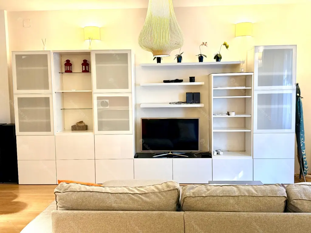 Kiadó albérlet 417000 Ft/hó áron: Budapest, IX. kerület  Sobieski János utca. Mérete: 80 nm, 2 szobás | Alberlet.hu - 6666050