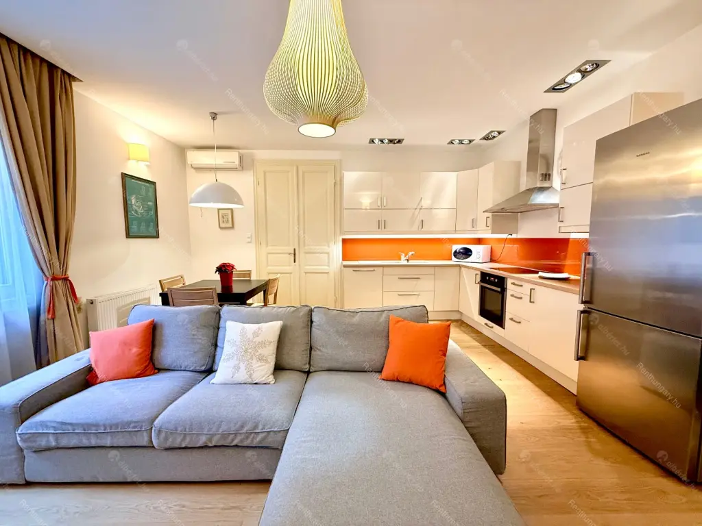 Kiadó albérlet 328000 Ft/hó áron: Budapest, IX. kerület  Sobieski János utca. Mérete: 80 nm, 2 szobás | Alberlet.hu - 6699305