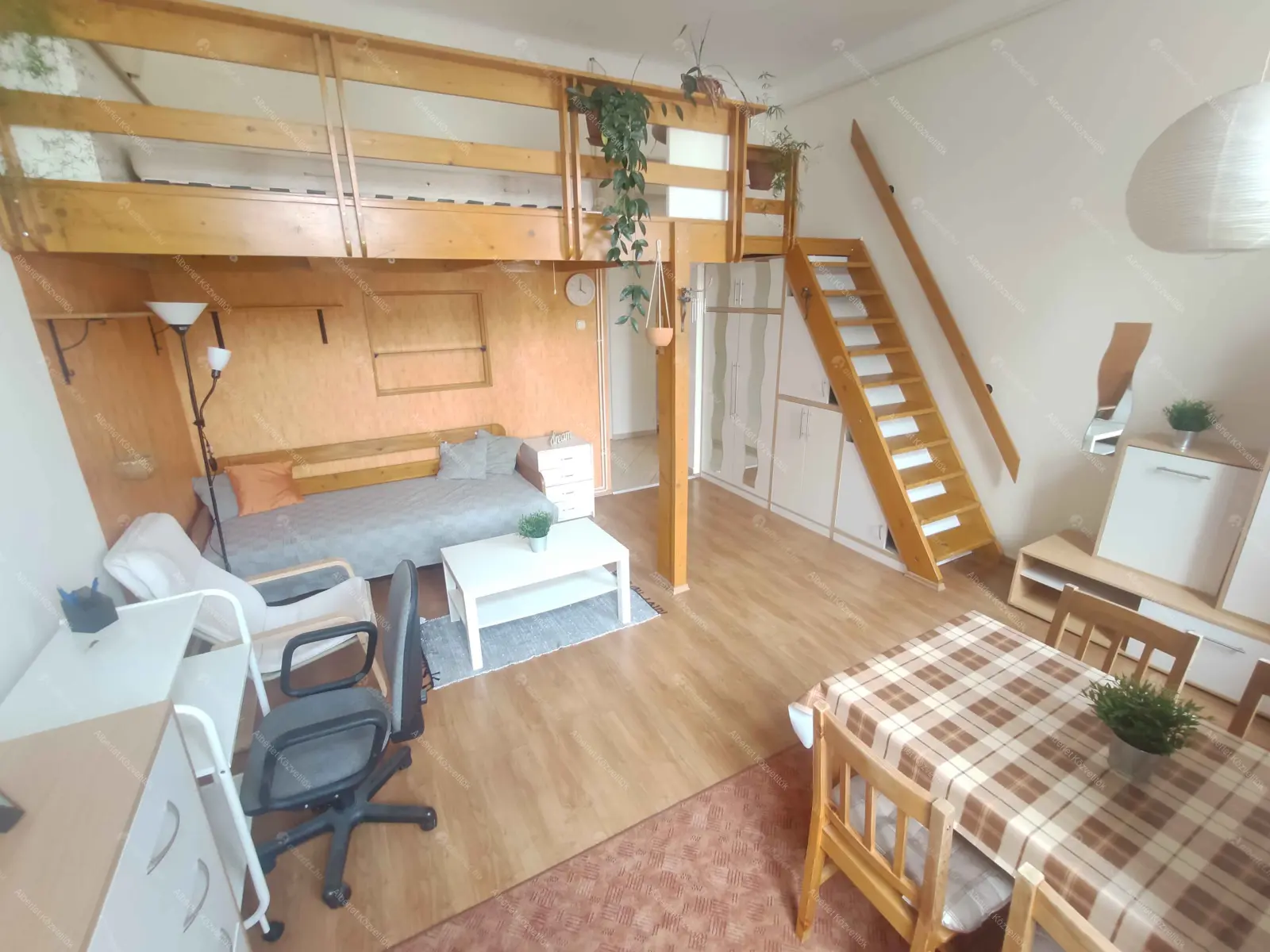 Kiadó albérlet 175000 Ft/hó áron: Budapest, IX. kerület  Soroksári út. Mérete: 32 nm, 1 szobás | Alberlet.hu - 6667726