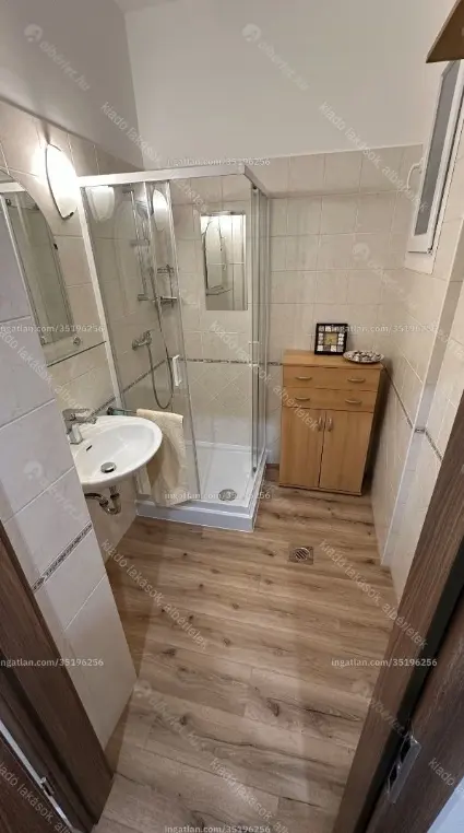 Kiadó albérlet 220000 Ft/hó áron: Budapest, IX. kerület  Soroksári út. Mérete: 38 nm, 1 szobás | Alberlet.hu - 6640322