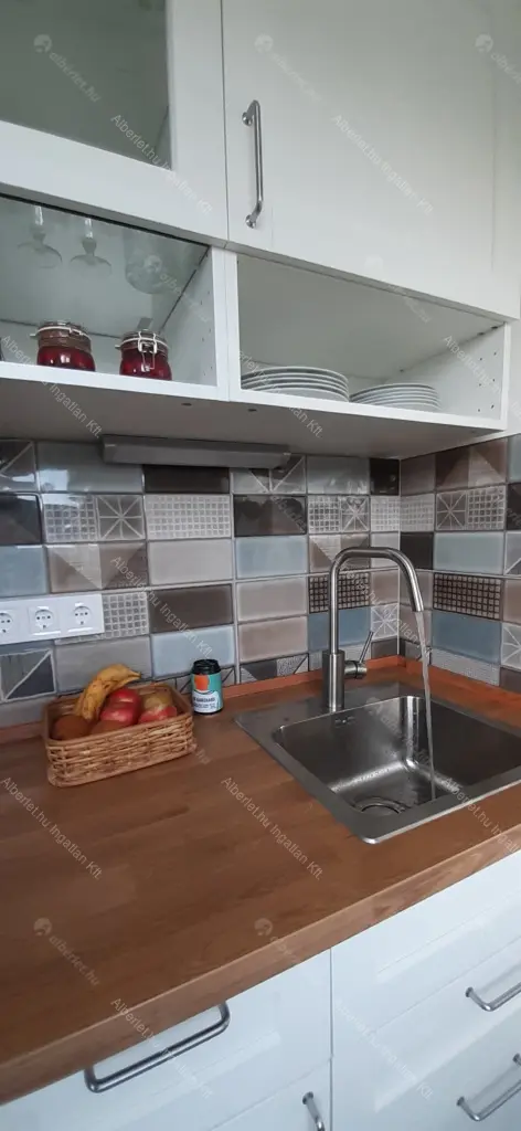 Kiadó albérlet 200000 Ft/hó áron: Budapest, IX. kerület  Távíró utca. Mérete: 27 nm, 1 szobás | Alberlet.hu - 6648031