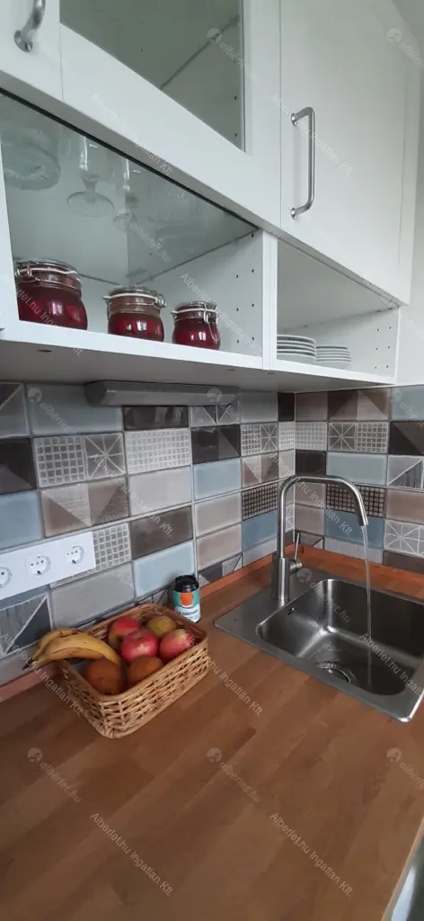 Kiadó albérlet 200000 Ft/hó áron: Budapest, IX. kerület  Távíró utca. Mérete: 27 nm, 1 szobás | Alberlet.hu - 6648032