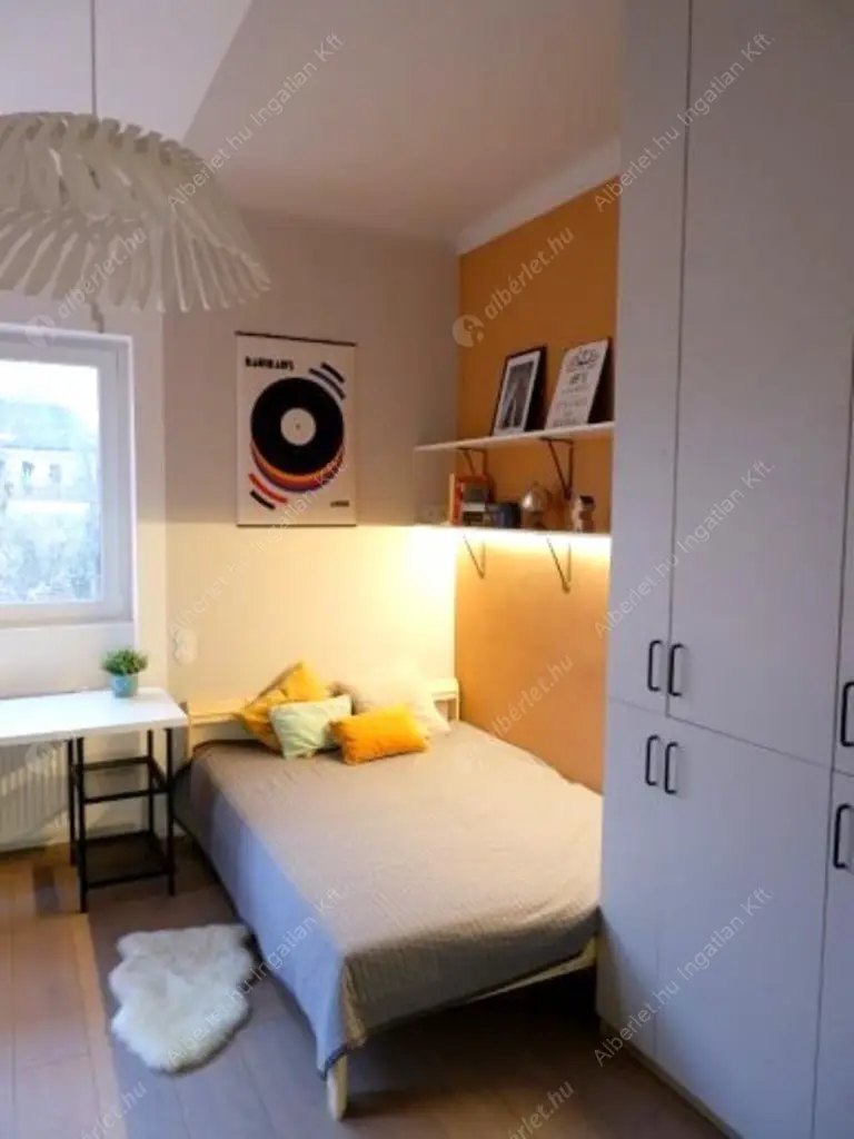 Kiadó albérlet 240000 Ft/hó áron: Budapest, IX. kerület  Tinódi utca. Mérete: 31 nm, 1 szobás | Alberlet.hu - 6617742