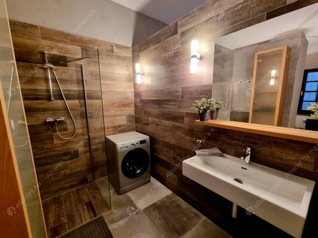 Kiadó albérlet 366000 Ft/hó áron: Budapest, IX. kerület  Tinódi utca. Mérete: 71 nm, 2 szobás | Alberlet.hu - 6580534