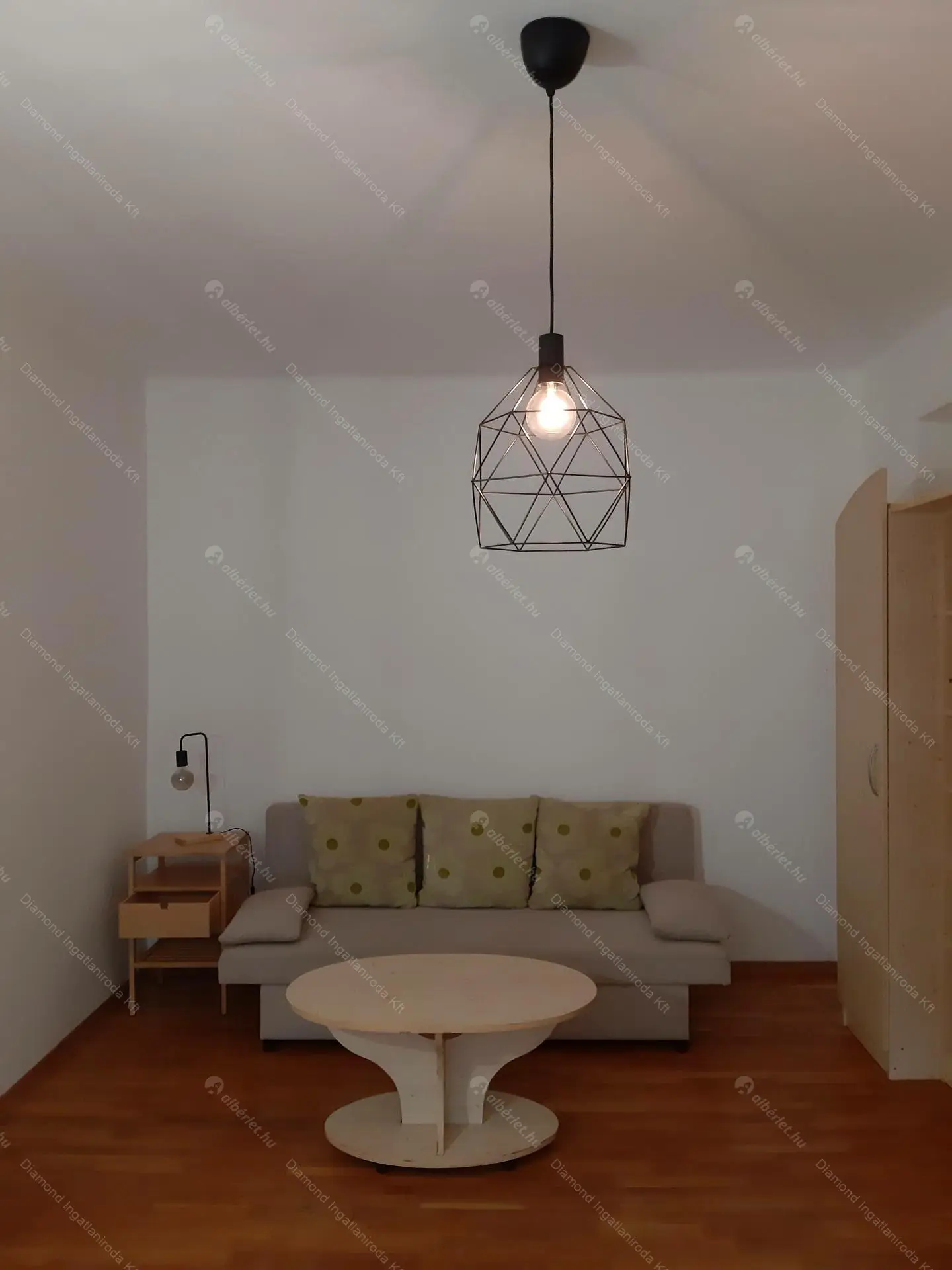 Kiadó albérlet 230000 Ft/hó áron: Budapest, IX. kerület  Toronyház utca. Mérete: 39 nm, 1 szobás | Alberlet.hu - 6511715