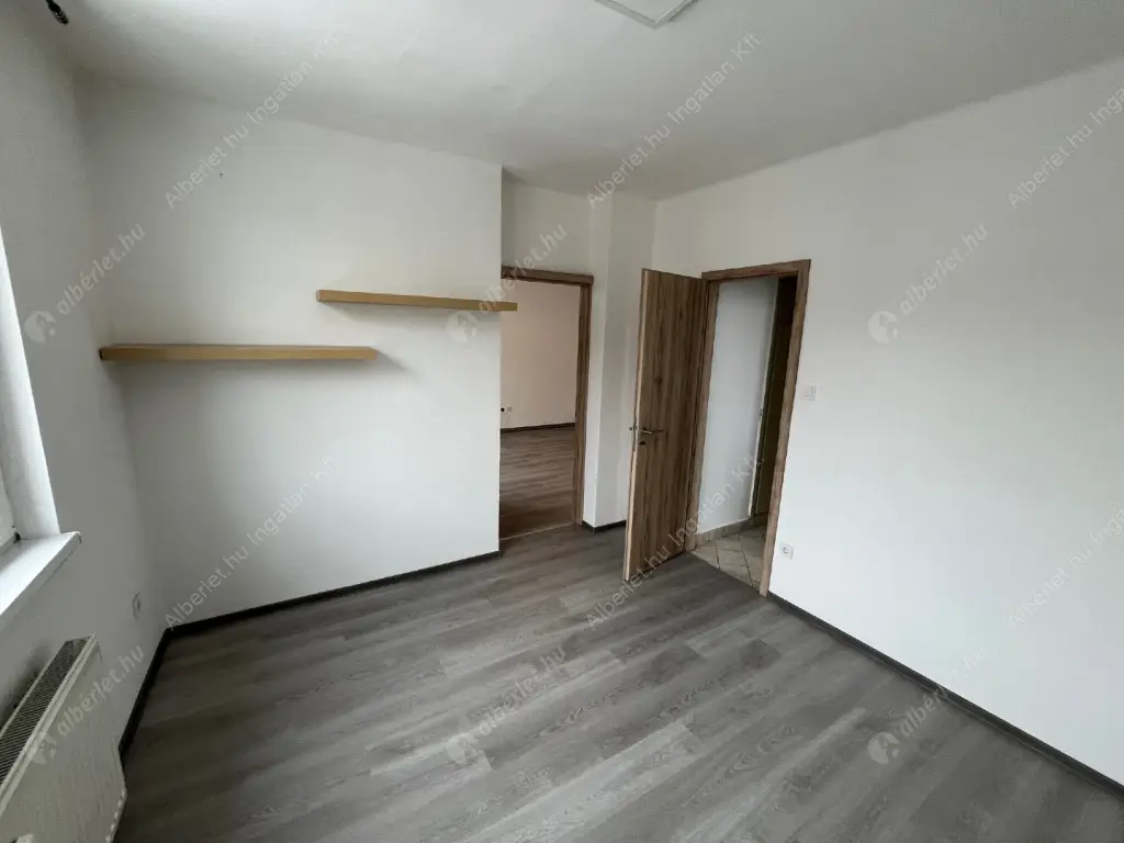 Kiadó albérlet 250000 Ft/hó áron: Budapest, IX. kerület  Toronyház utca. Mérete: 50 nm, 1 szobás | Alberlet.hu - 6621158
